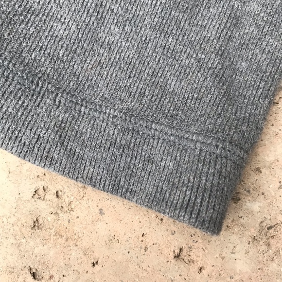 Banana Republic men’s pullover - Picture 4 of 6